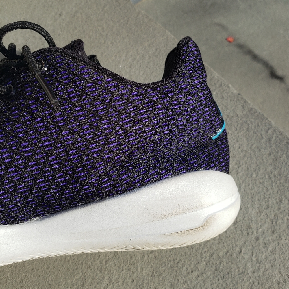 Jordan Sneakers - Picture 10 of 11